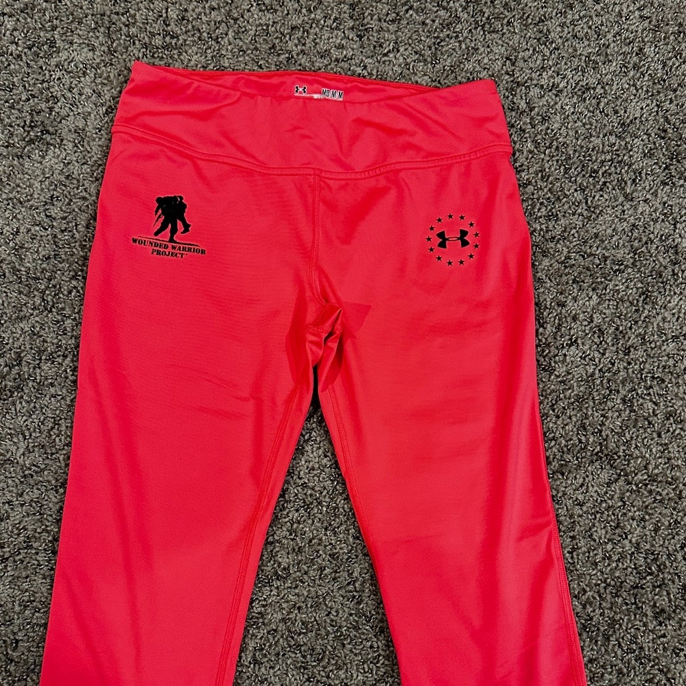 Under Armor Women's Fitted Wounded Warrior Freedom Leggings - Size Medium